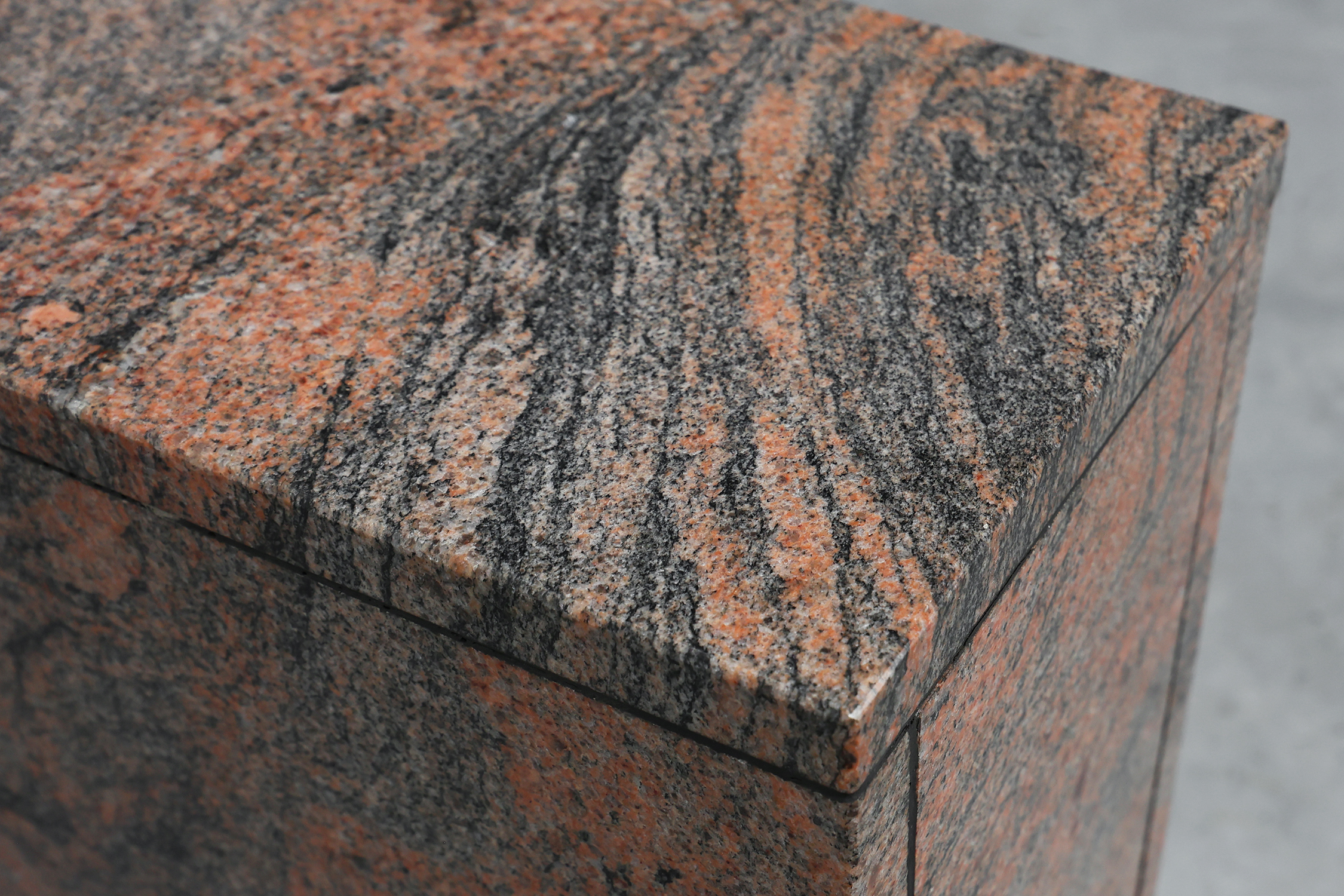 Rectangular red granite pedestal, Belgium, 20th centurythumbnail